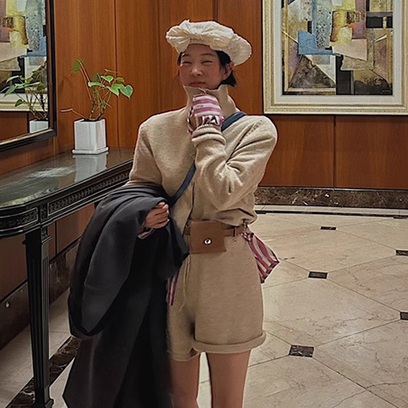 เสื้อแจ็คเก็ตสเวตเตอร์แขนยาวป้ - Winter Clothing Online บทวิจารณ์และราคา
