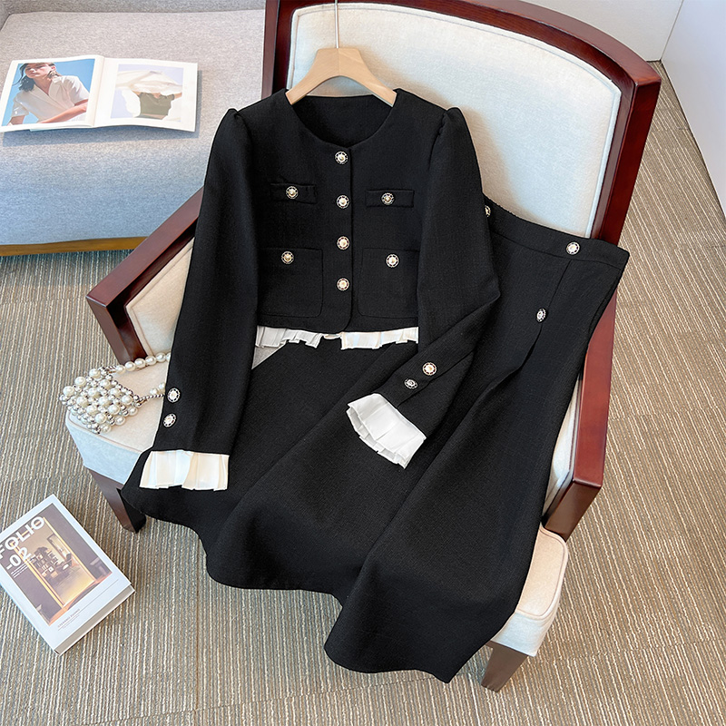 ชุดเสื้อโค้ทแจ็กเก็ตและกระโปรง - Jack Winter Clothing บทวิจารณ์และราคา