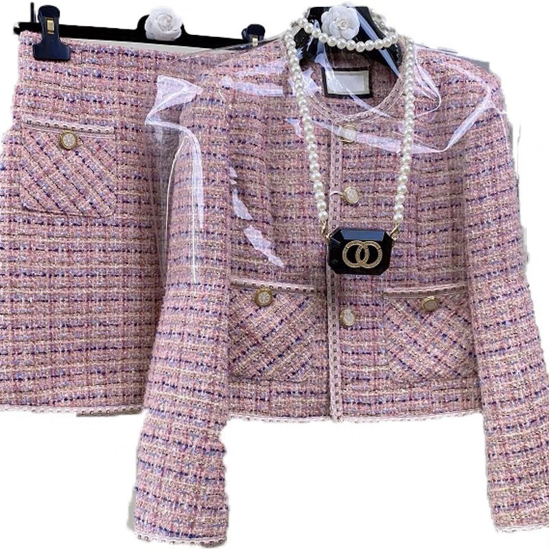 ชุดสูทแจ็คเก็ตและกระโปรงสองชิ้ - Jack Winter Clothing บทวิจารณ์และราคา